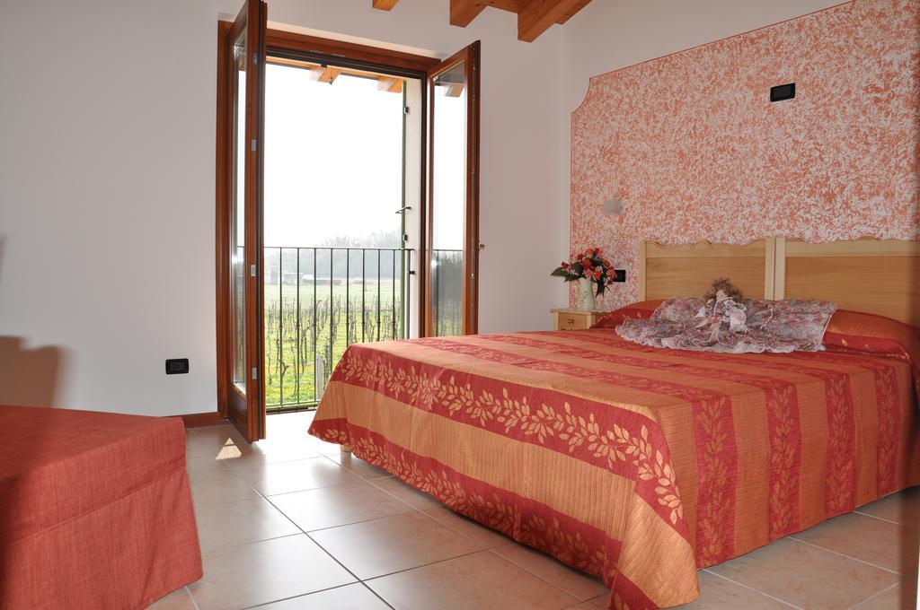 Agriturismo Ai Ciliegi Bardolino Kamer foto